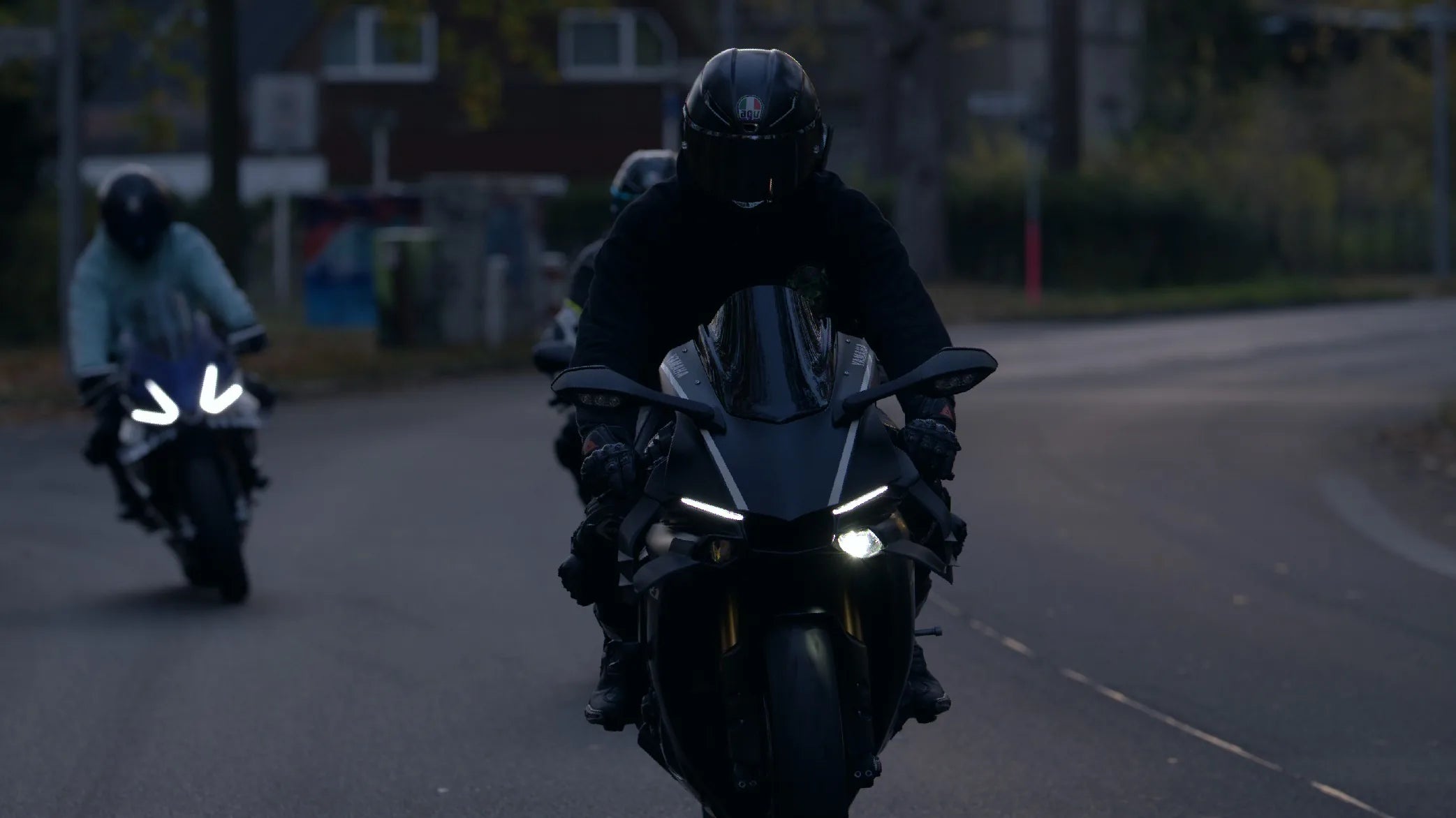 A MoltenCore Dynamics winglet on a sportbike, ridden on track